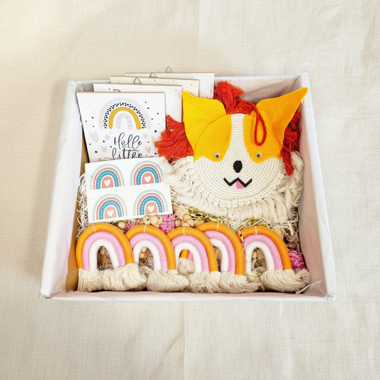 Mama New Mum Gift Box flat lay showing all items on linen and timber background - baby shower gift Australia